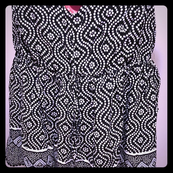 BNWT Torrid rayon summer top - Picture 2 of 5